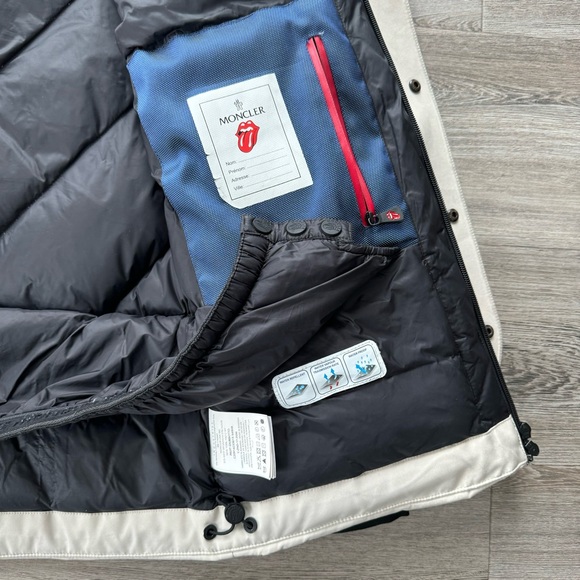 Moncler x Rolling Stones Puffer Jacket - Picture 4 of 11